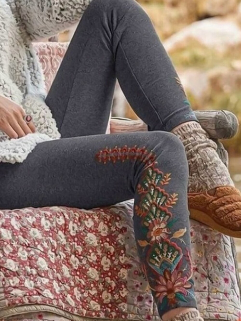 JOHNNY WAS Boho Embroidered Rosa Leggings Charcoal Grey Size XS